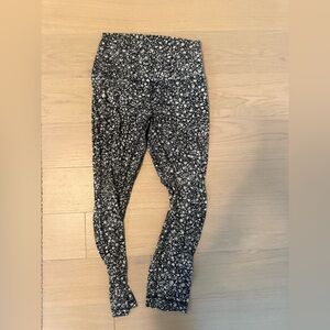 Black and White Floral Leggings